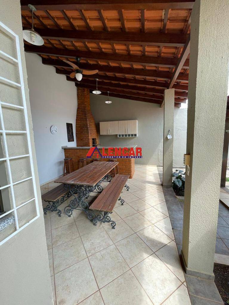 Casa de Condomínio à venda com 3 quartos, 220m² - Foto 32