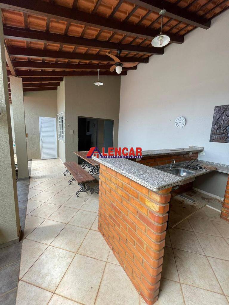 Casa de Condomínio à venda com 3 quartos, 220m² - Foto 33