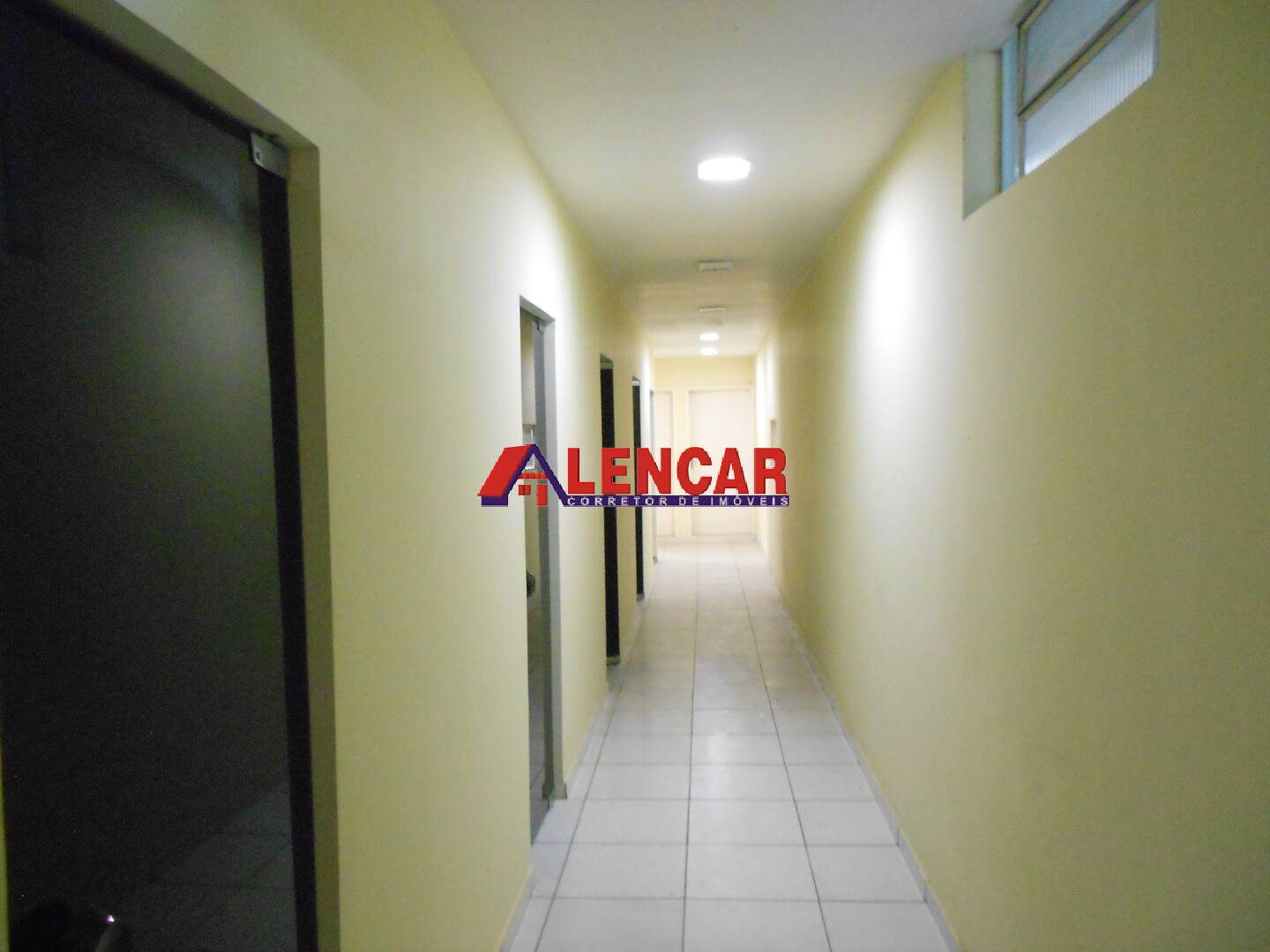 Prédio Inteiro para alugar, 330m² - Foto 19