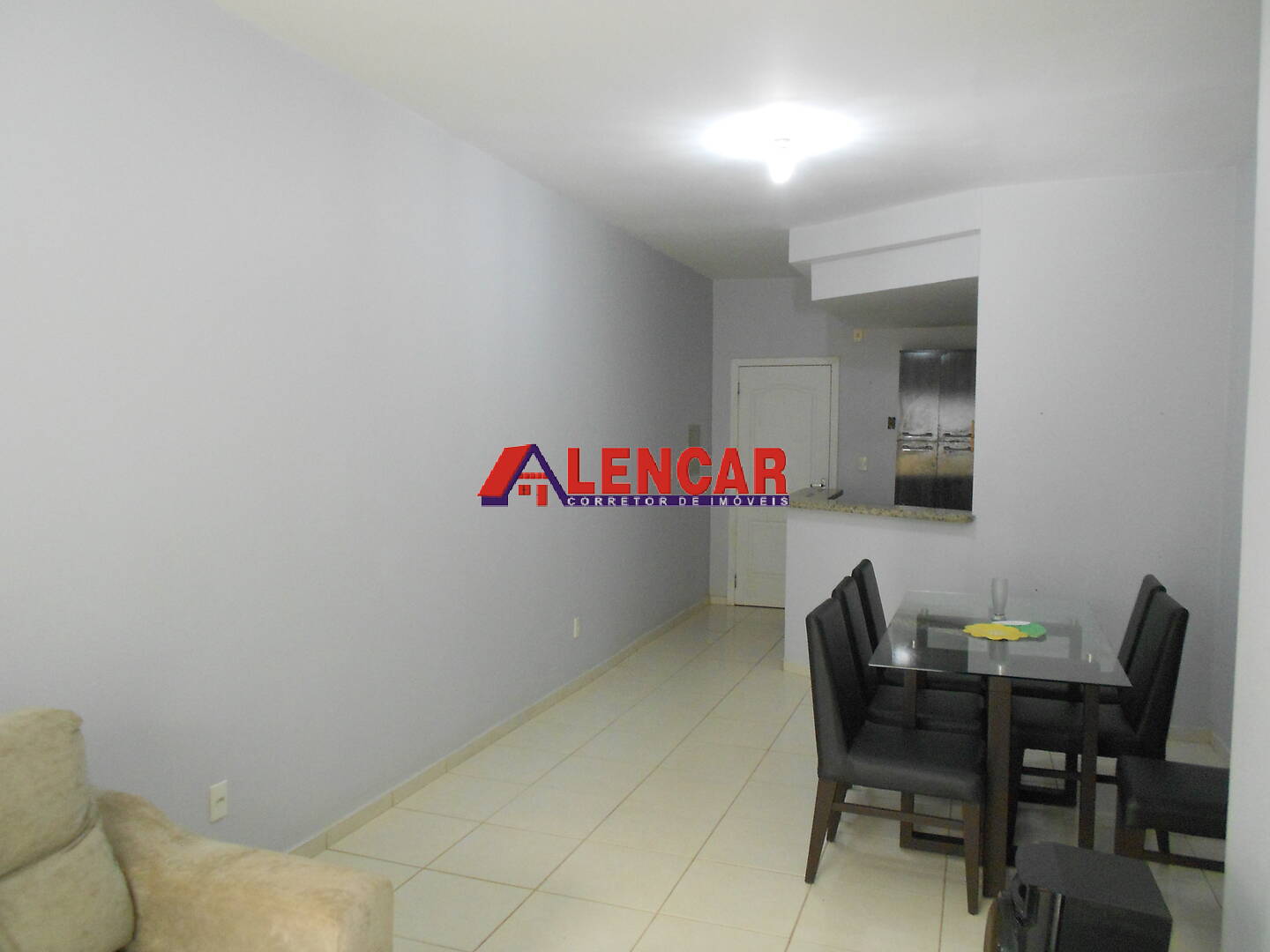 Apartamento à venda com 2 quartos, 68m² - Foto 1