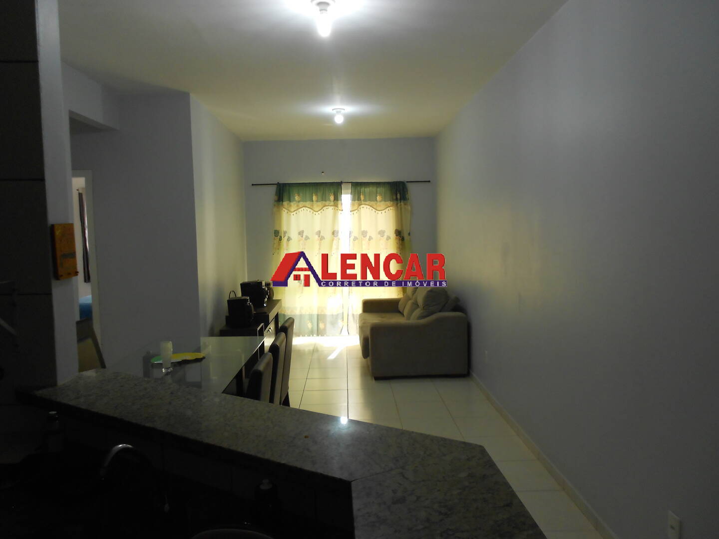 Apartamento à venda com 2 quartos, 68m² - Foto 4