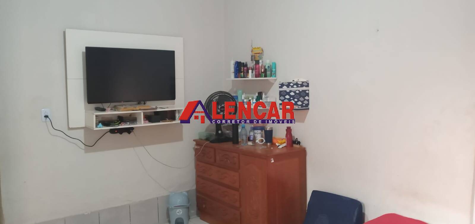 Casa à venda com 2 quartos, 250m² - Foto 11