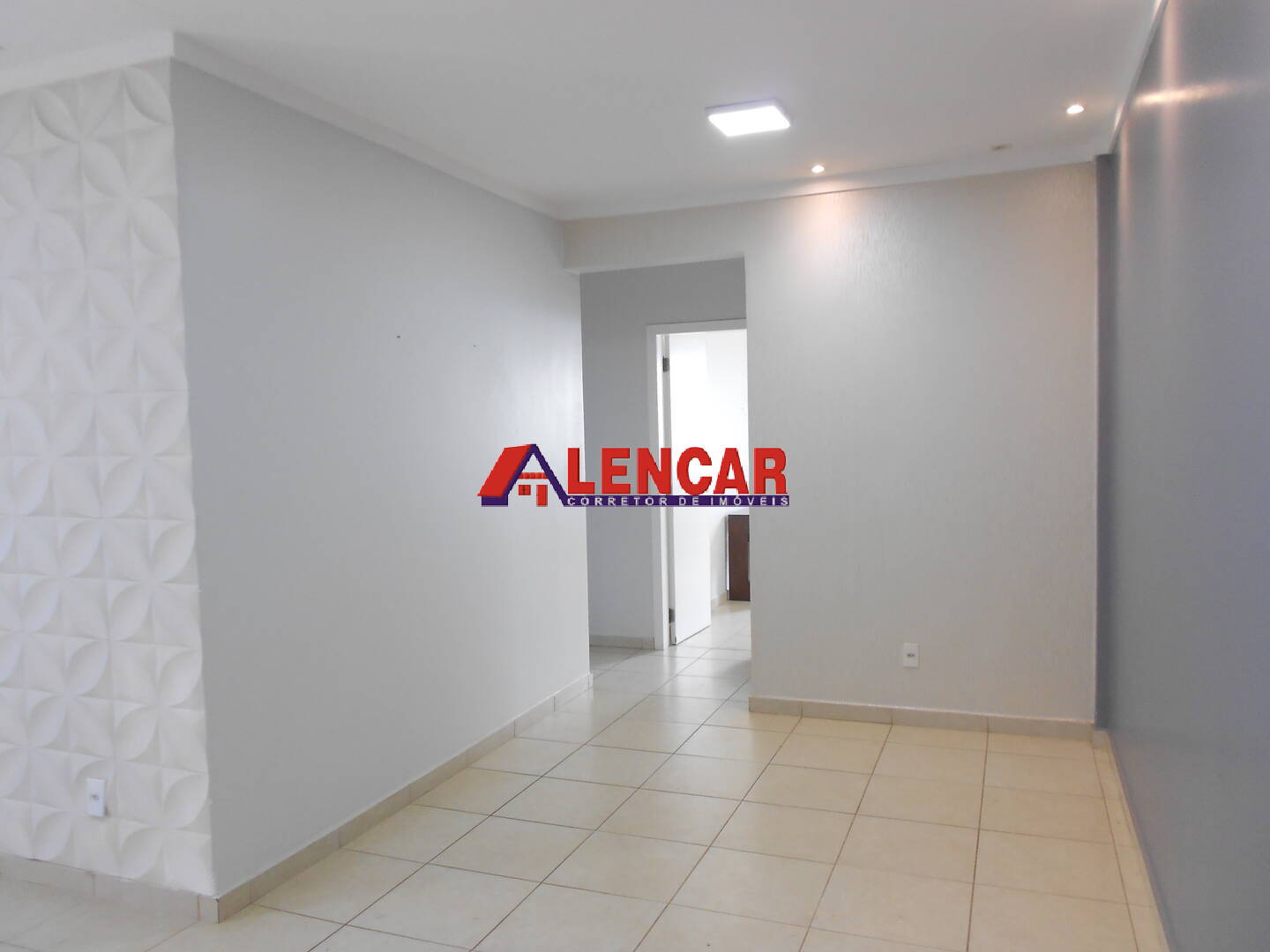 Apartamento à venda com 3 quartos, 106m² - Foto 3