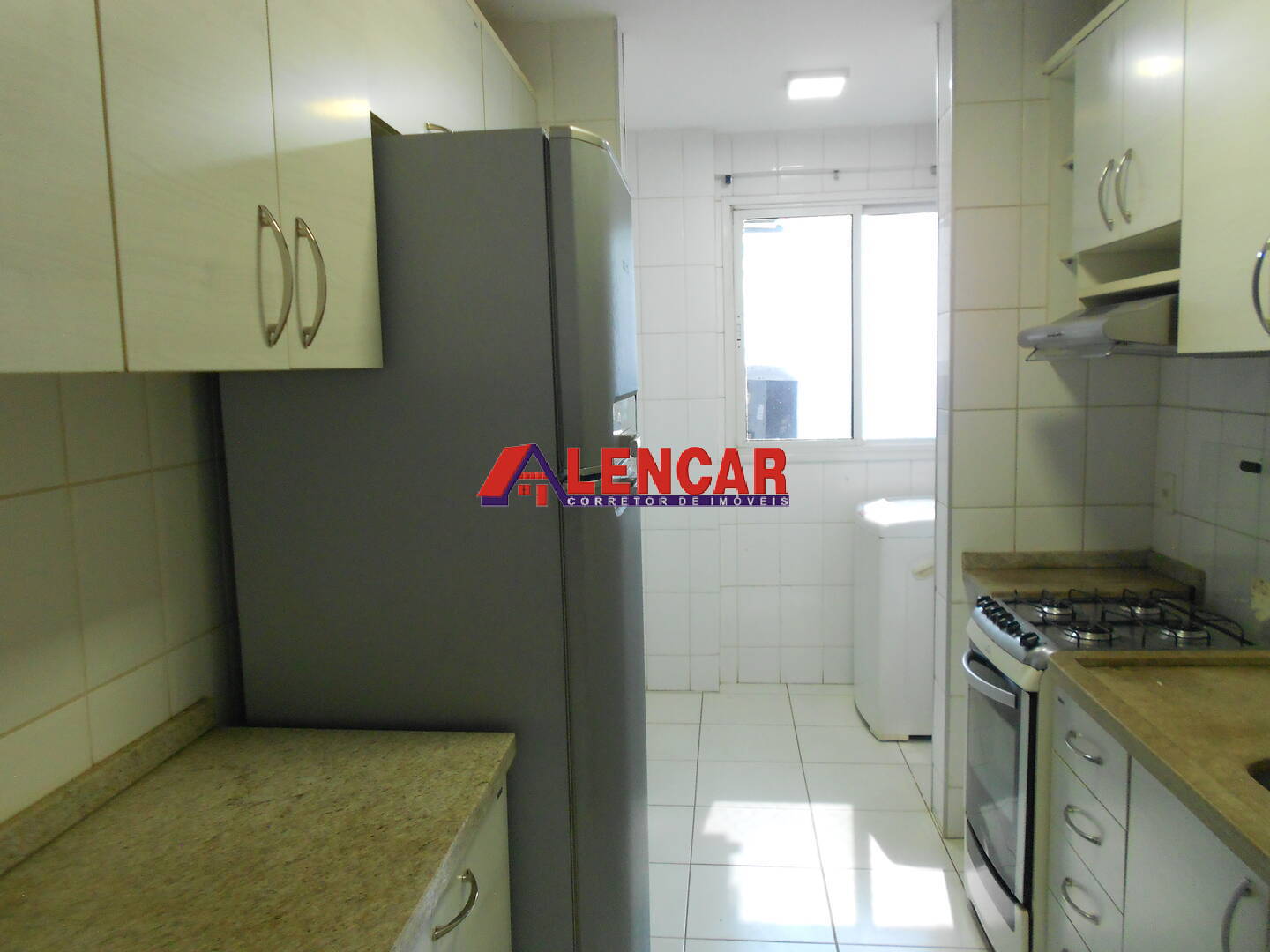 Apartamento à venda com 3 quartos, 106m² - Foto 18