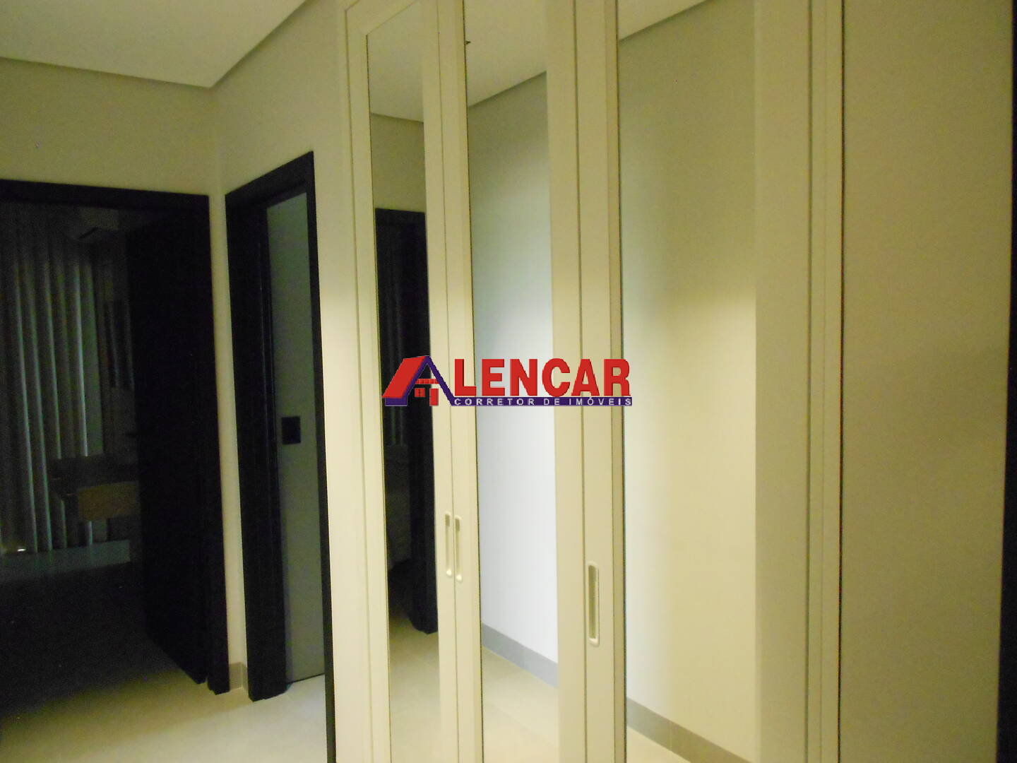 Apartamento à venda com 3 quartos, 141m² - Foto 18