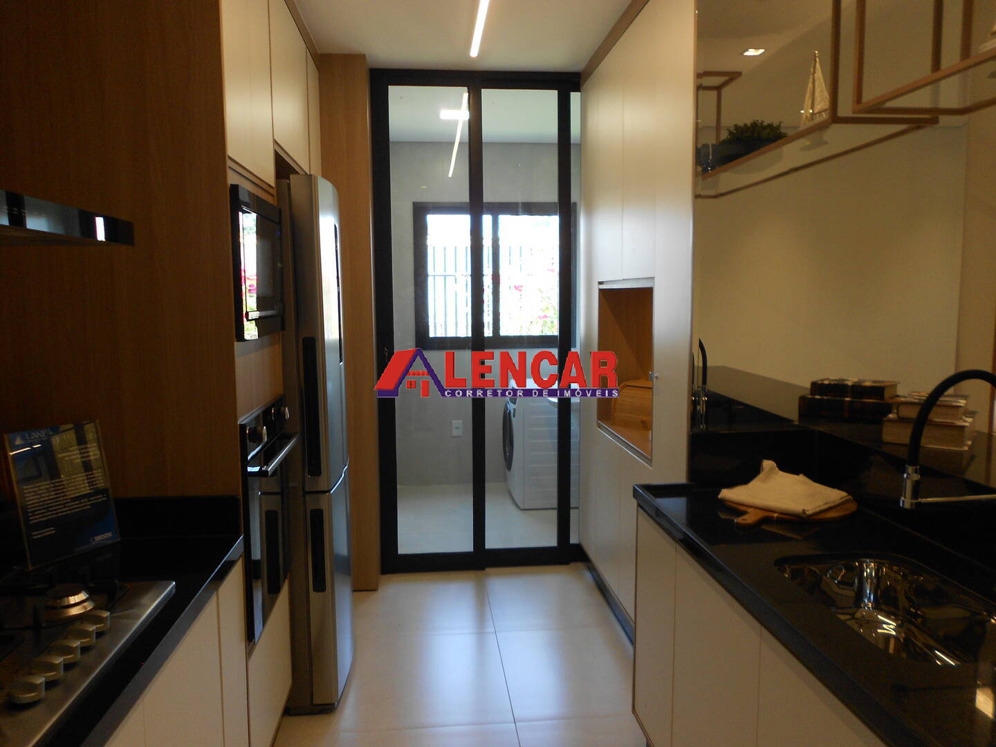 Apartamento à venda com 2 quartos, 81m² - Foto 14